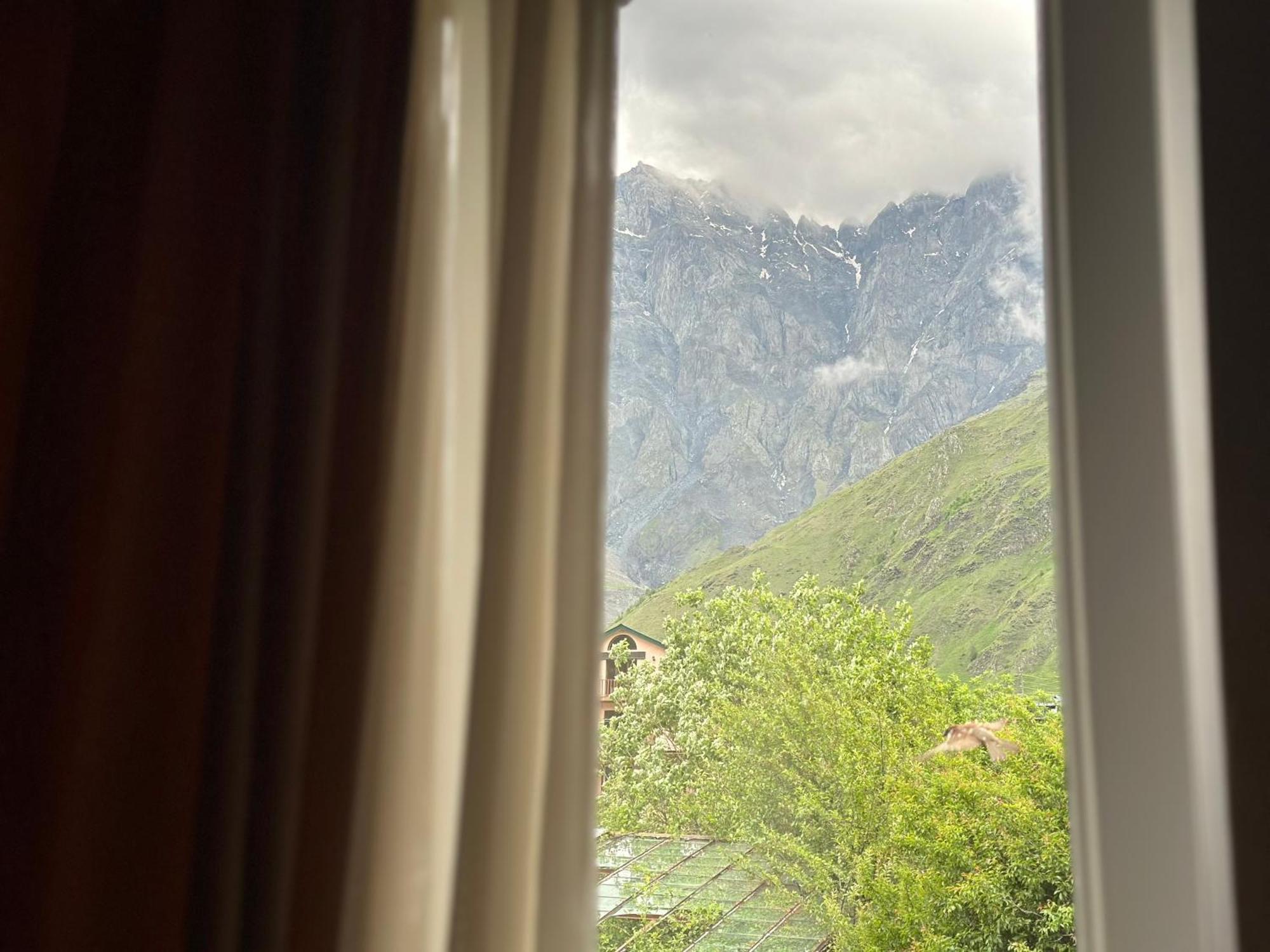Hotel Dari Kazbegi Exterior foto